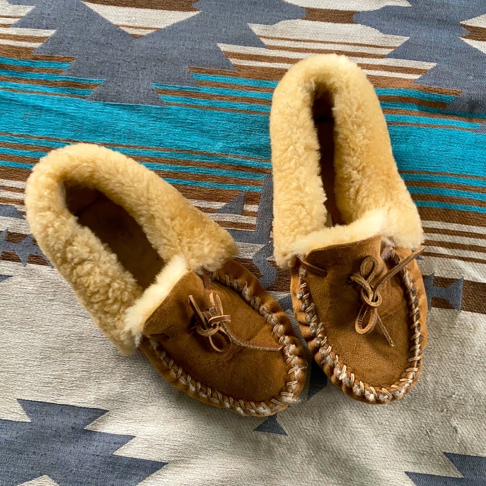 LL Bean | Women's Wicked Good Moccasin Slippers 8W